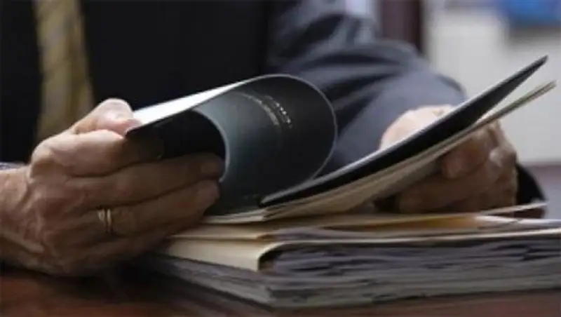 В Уральске еще один следователь обвинен в махинациях с имуществом, подлежащим конфискации