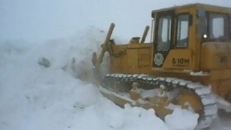 Около 120 человек спасено за сутки из снежных заносов в Акмолинской области