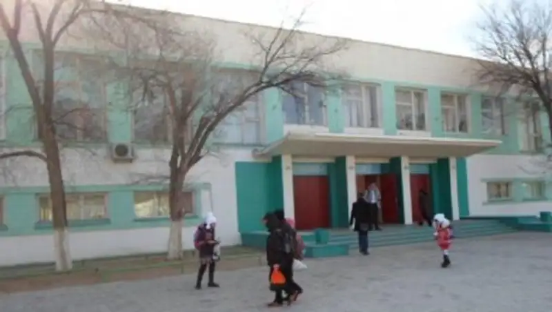 В Актау третьеклассница потеряла 70% зрения после избиения в школе