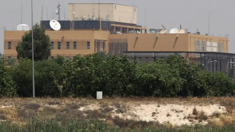 Четыре ракеты упали рядом с посольством США в Багдаде