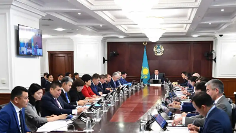 Мамин провел заседание координационного совета по вопросам привлечения инвестиций