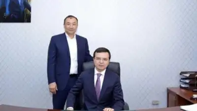 otyrar.kz, фото - Новости Zakon.kz от 12.06.2018 06:10