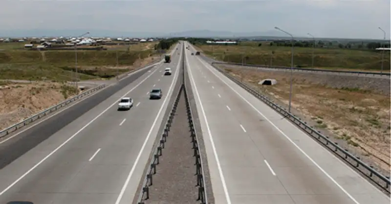 Строительство автодороги «Алматы – Капшагай» полностью завершат в 2016 году