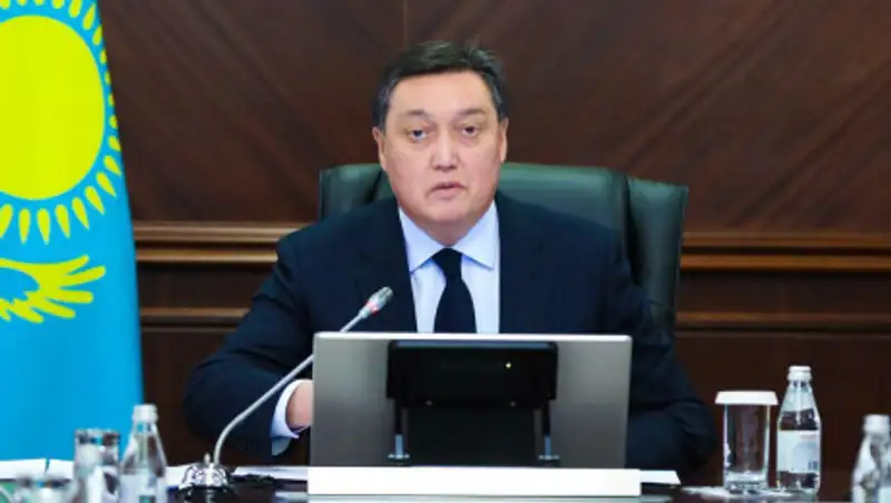 Мамин поручил госорганам  ускорить разработку следующей очереди программы "Нурлы жол"
