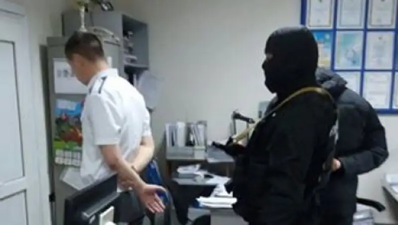 В Костанайской области задержаны сотрудники таможни