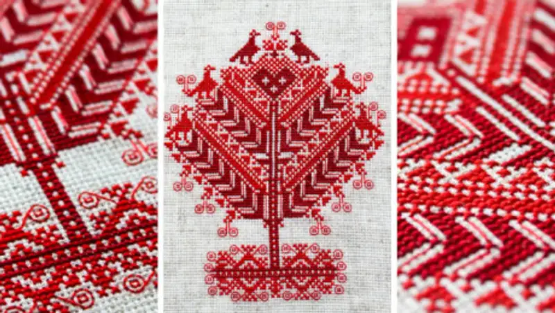 Лукашенко выслал Зеленскому и его жене вышиванки