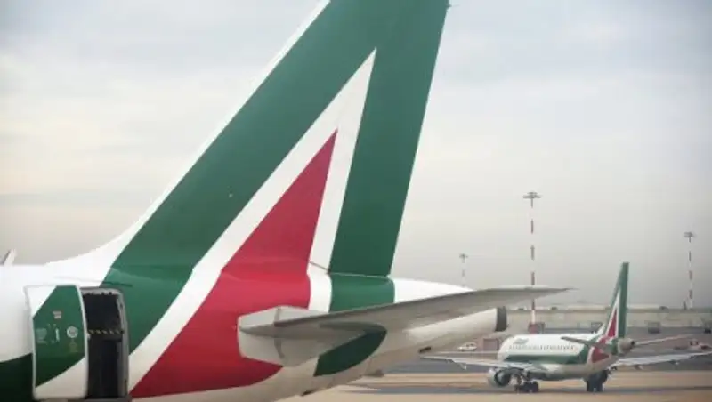 Около 500 авиарейсов отменены в Италии из-за забастовки авиадиспетчеров