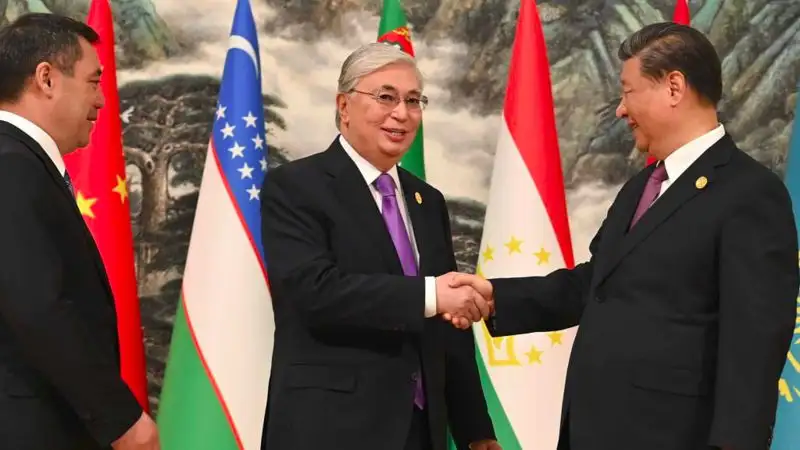 Токаев прибыл на саммит в Китае