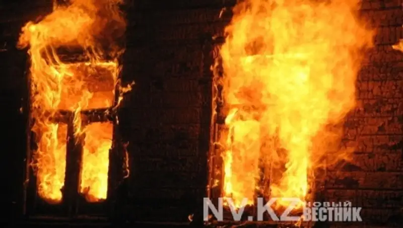 В Караганде подожгли кафе
