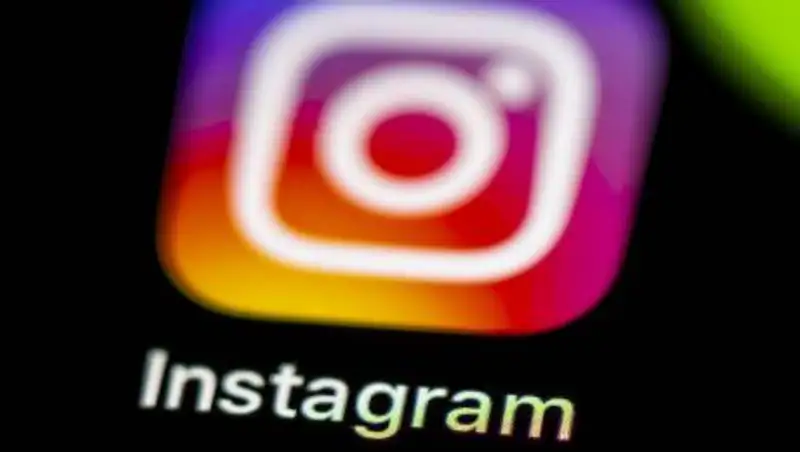 Подросток создал в Instagram сторис, "убивающий" iPhone