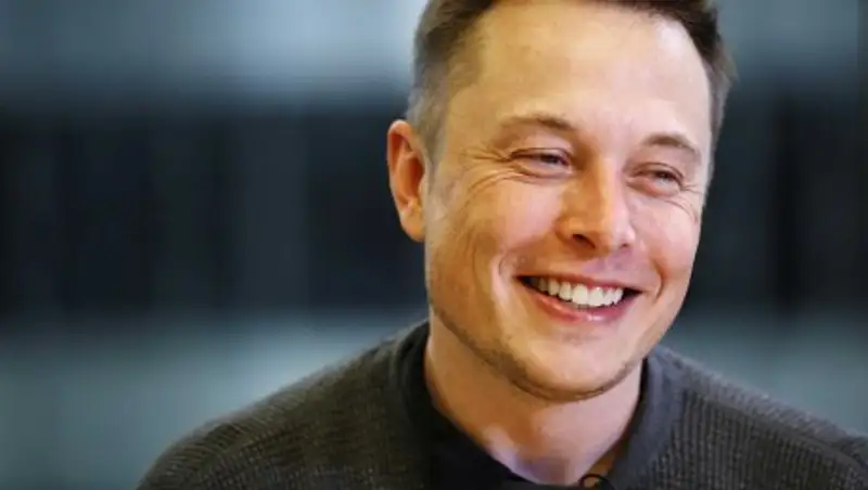 Илон Маcк случайно пришел на секс-вечеринку