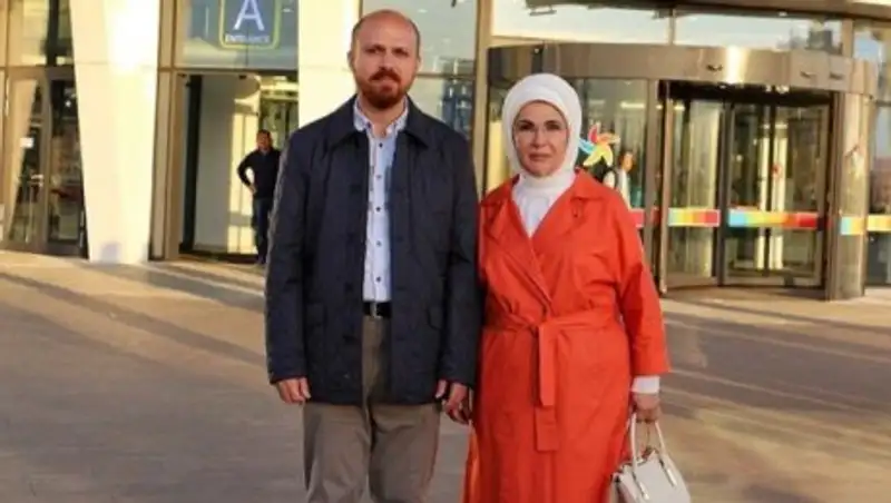 Жена и сын Эрдогана гуляют по Астане