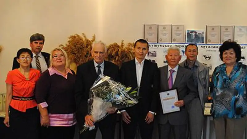 Изобретателей Казахстана наградили грамотами в честь 15-летия Закона о патентах