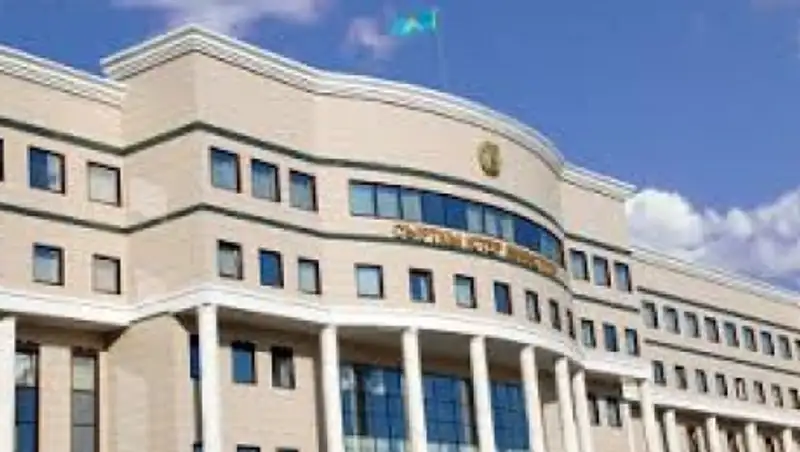 Казахстан осуждает акт терроризма в Пакистане