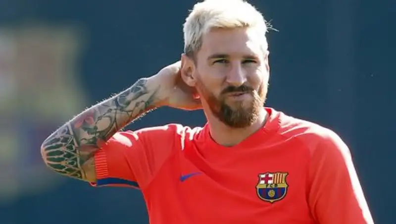 Месси зарабатывает в "Барселоне" 5 тысяч евро в час