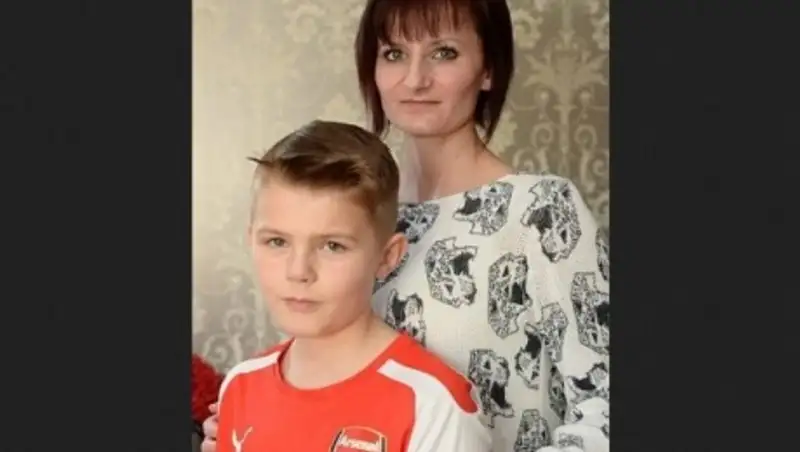 Мальчика не пустили в школу из-за прически, похожей на стрижку нападающего «Арсенала»