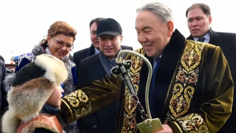 Нурсултан Назарбаев поздравил казахстанцев с праздником Наурыз