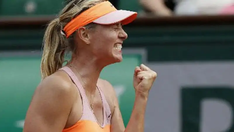 Шарапова попала в сотню самых высокооплачиваемых спортсменов