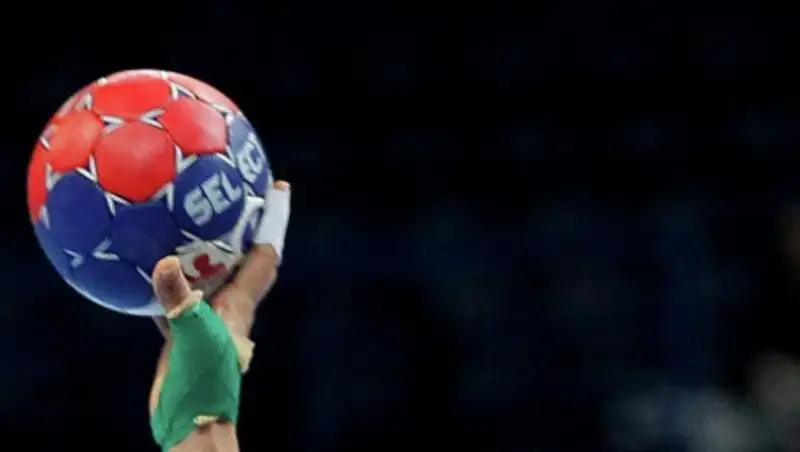 Казахстанки проиграли Румынии на чемпионате мира по гандболу