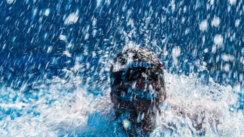 Защитные маски для бассейнов поступили в продажу в Японии