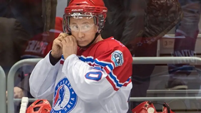 Путин принял участие в гала-матче Ночной хоккейной лиги