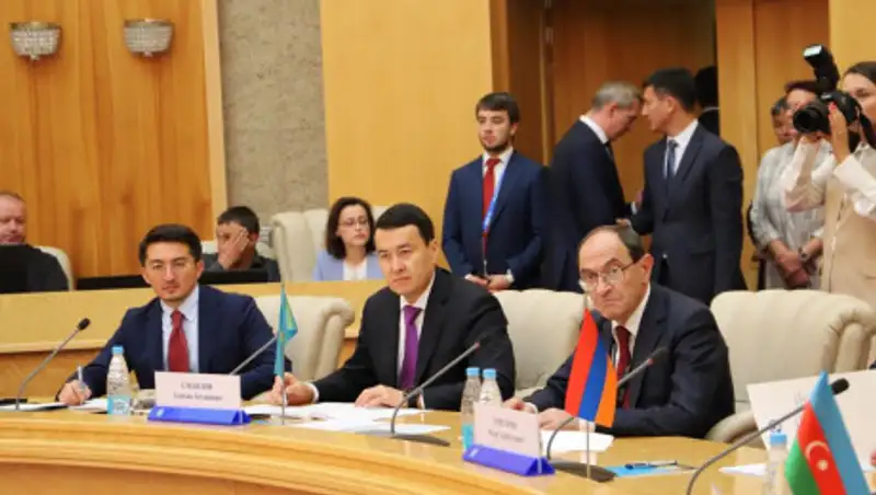 Алихан Смаилов выступил на заседании Совета Евразийской экономической комиссии