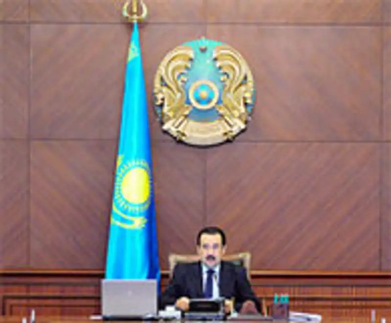 В Правительстве приняли постановление о реализации Закона РК о республиканском бюджете на 2012-2014 годы, фото - Новости Zakon.kz от 29.11.2011 17:37