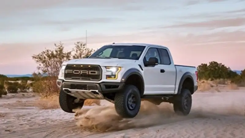 Ford продемонстрировал возможности нового F-150 Raptor в пустыне
