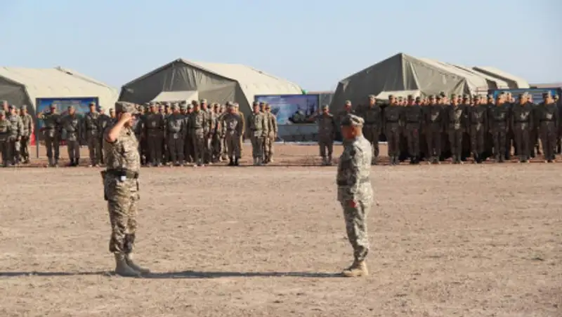 На полигонах Казахстана и России начались совместные учения "Боевое содружество-2019"