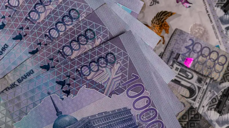 Студентам, магистрантам и докторантам повысят стипендии в Казахстане