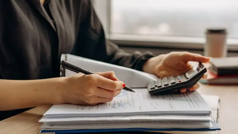 Срок представления финотчетности за III квартал истекает 14 и 15 ноября