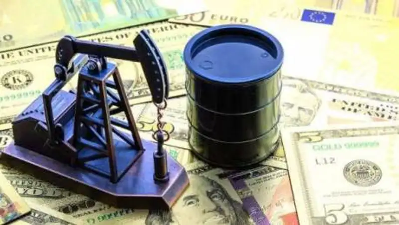 Нефть подорожала