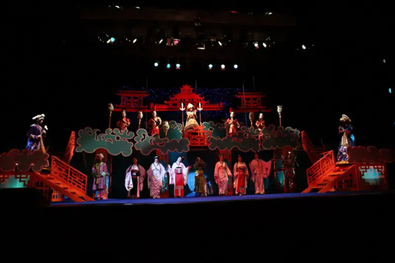 В ТЮЗе им. Н.Сац сегодня состоится премьера спектакля «Турандот» (фото) В ТЮЗе им. Н.Сац сегодня состоится премьера спектакля «Турандот» (фото), фото - Новости Zakon.kz от 11.10.2012 21:22