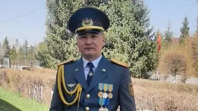 Военнослужащий спас ребенка в Аксу, фото - Новости Zakon.kz от 25.07.2023 16:44