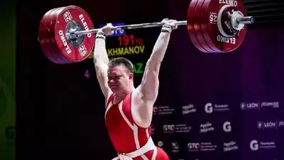 Тяжелая атлетика ЧМ Золото, фото - Новости Zakon.kz от 18.06.2022 12:32