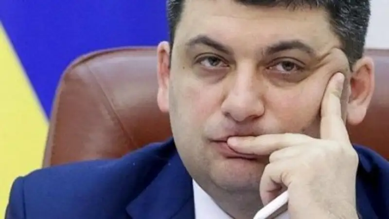 На премьер-министра Украины завели уголовное дело