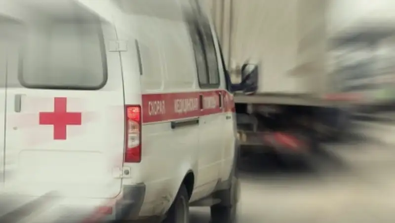 Автобус, который вез детей на экскурсию, опрокинулся под Хабаровском