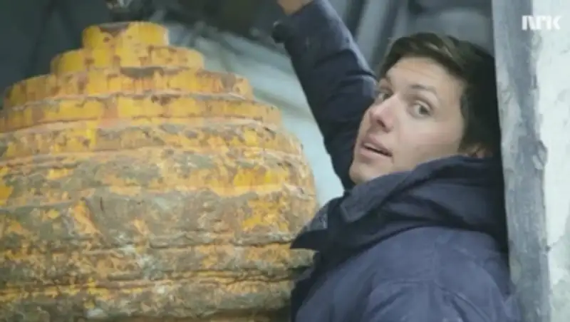 Выстреливший себе в живот физик подставился под удар шар-бабы