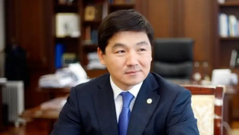 На приеме граждан Байбек решил вопросы с подарками для детей и газоснабжением