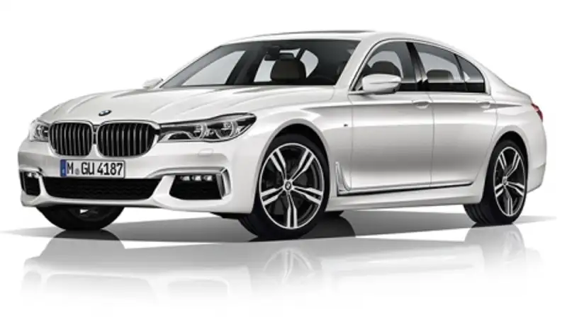 Новый BMW 7-Series сразу получил пакет M Sport