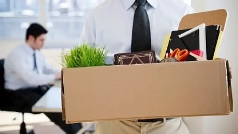 Как казахстанцам не потерять работу в кризис