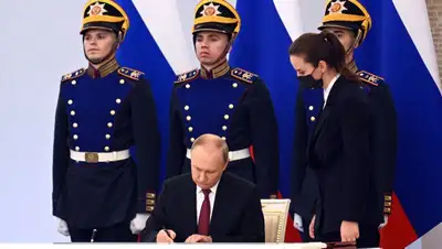 Подписал договор о вхождении новых территорий в состав России