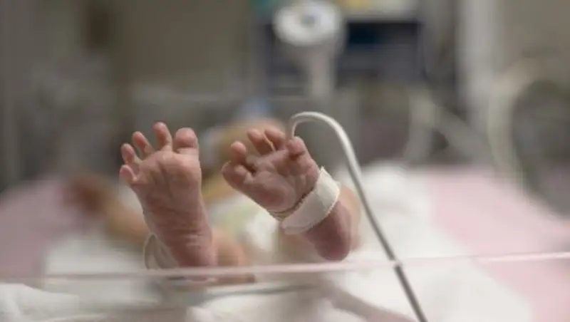 Новорожденную казахстанку экстренно доставили на операцию из Турции