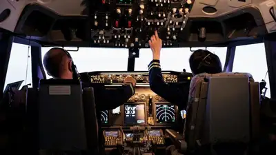 пилоты, фото - Новости Zakon.kz от 03.10.2023 08:48