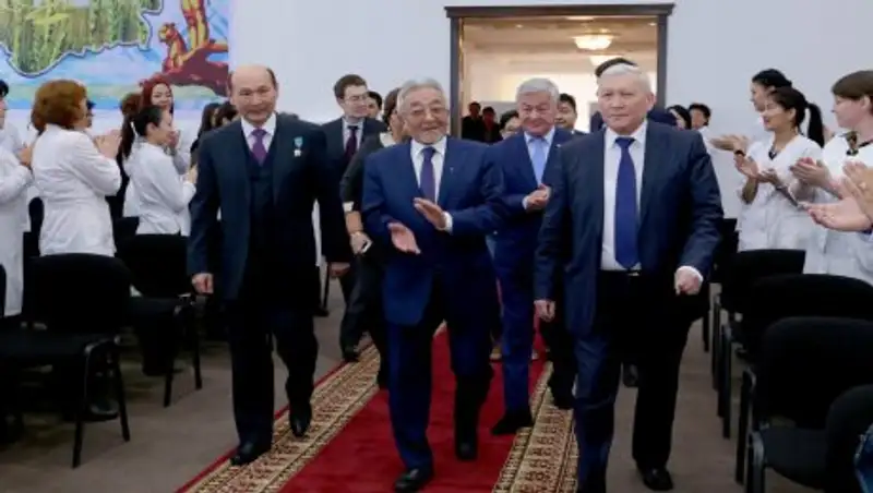 С. Акшолаков: В Актюбинской области проводится большая работа по развитию системы здравоохранения