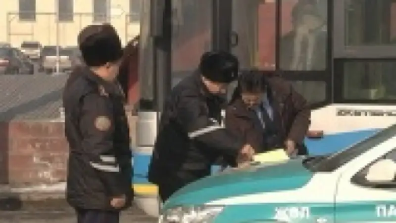 За игнорирование ПДД водителей автобусов в Алматы штрафуют на 20 тыс. тенге