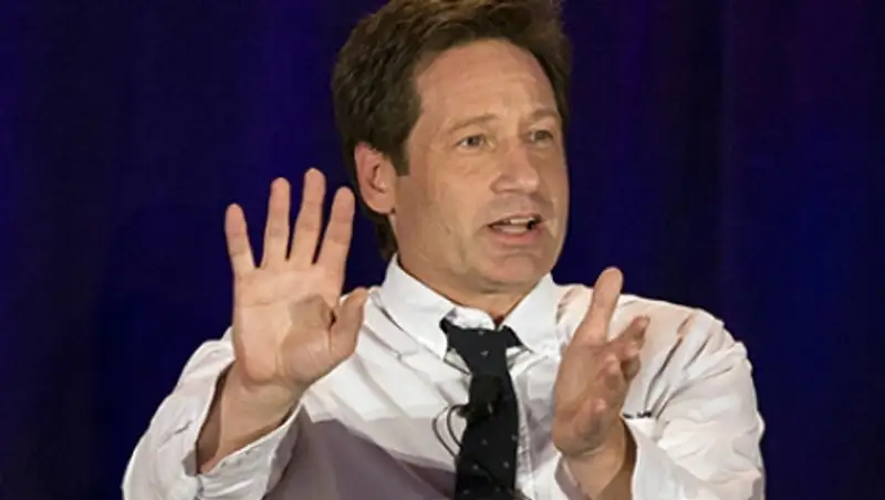 Сценарий новых «Секретных материалов» довел Духовны до слез