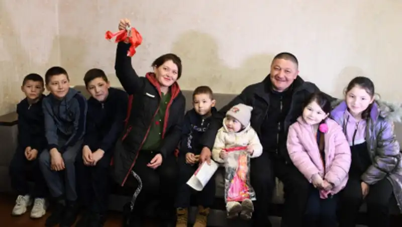 В Алматинской области меценаты подарили жилье многодетной семье