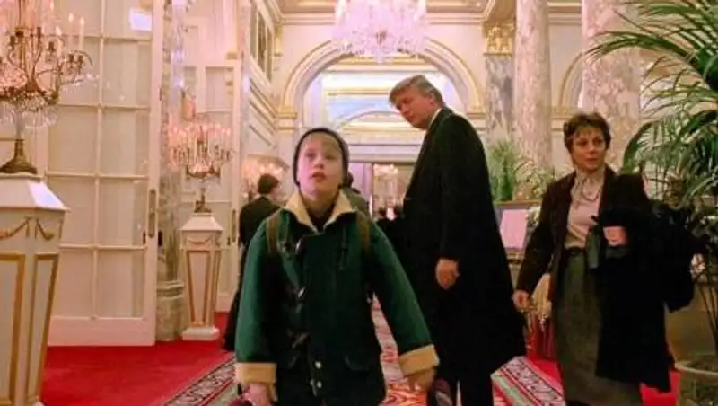 Маколей Калкин поддержал идею вырезать Трампа из "Один дома 2"