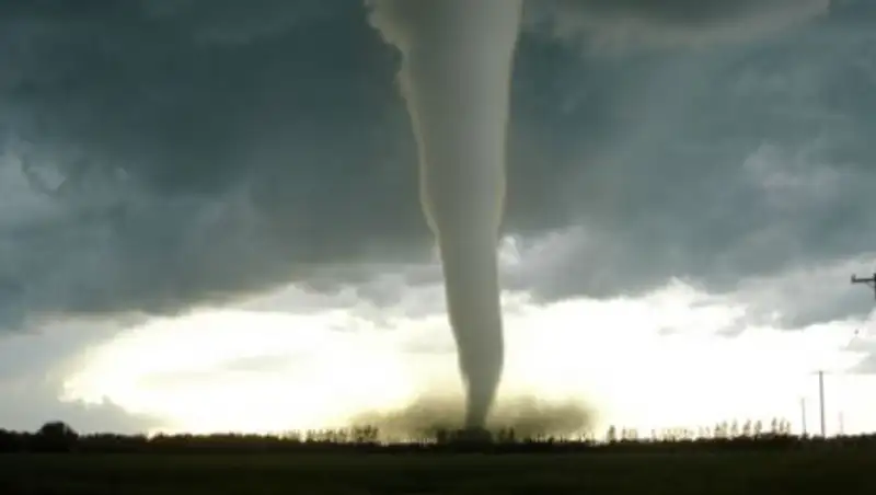 На юг Луизианы обрушилась серия торнадо